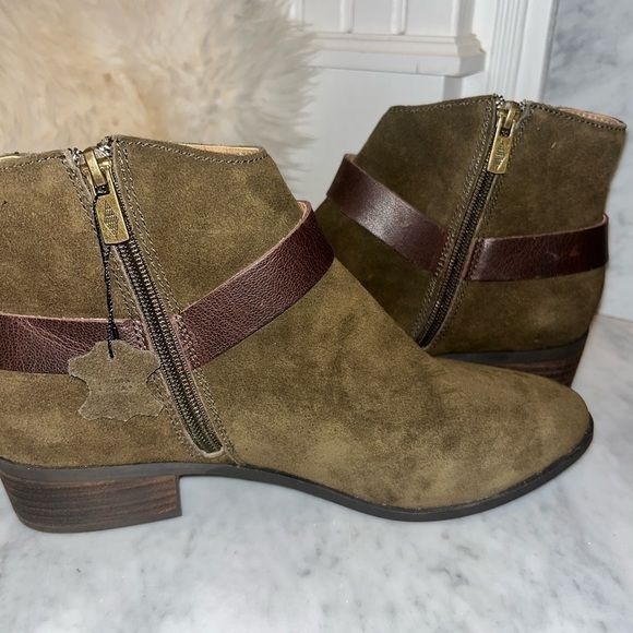 NEW! American Rag Briana Suede Booties in Olive, Multiple Sizes - Picture 4 of 12